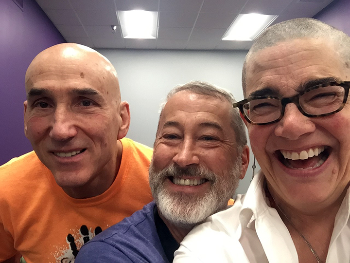 Chatten:  Bold Hair, Same Smile